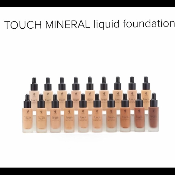 Touch Mineral Liquid Foundation Organza - Picture 3 of 4